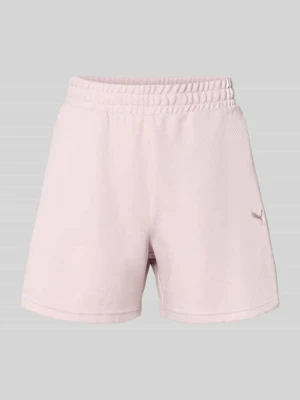 Szorty dresowe o kroju loose fit z mieszanki bawełny model 'ESS ELEVATED' Puma Różowy