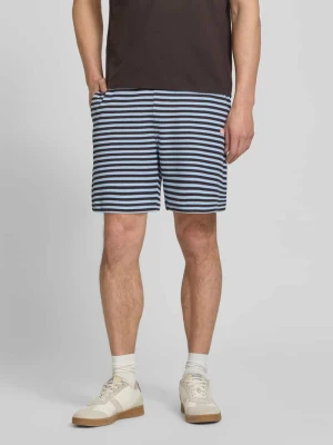 Szorty dresowe o kroju regular fit z mieszanka bawełny Lacoste
