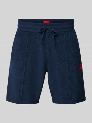 Szorty dresowe o kroju regular fit z mieszanki bawełny model 'TERRANCE' HUGO