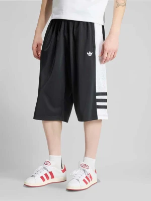 Szorty dresowe o luźnym kroju z elastycznym pasem adidas Originals Czarny