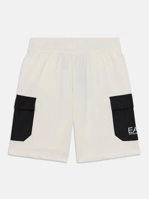 Szorty EA7 Emporio Armani