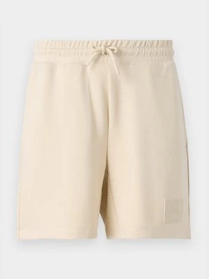 Szorty EA7 Emporio Armani