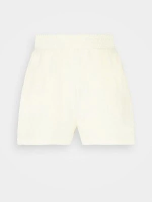 Szorty Gina Tricot