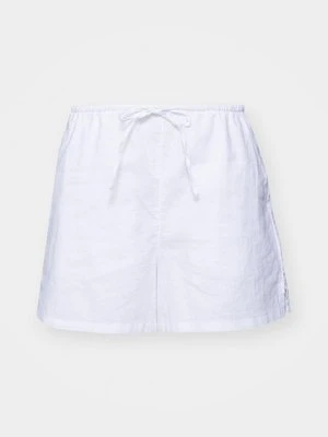 Szorty Gina Tricot