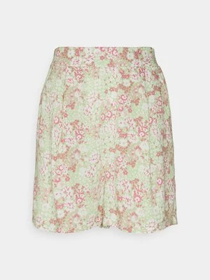 Szorty Gina Tricot