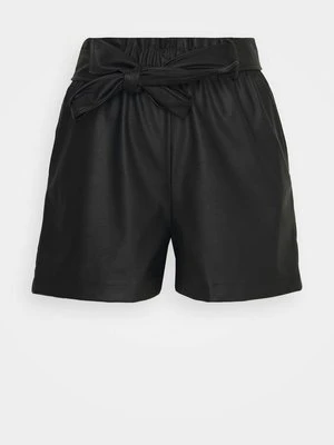 Szorty Gina Tricot