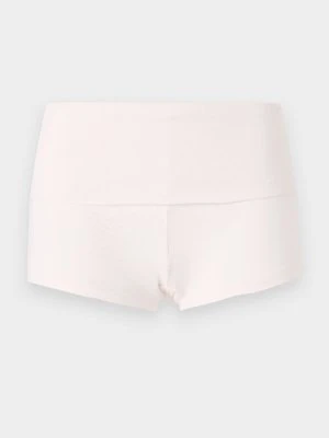 Szorty Gina Tricot