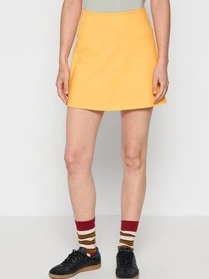 Szorty Girlfriend Collective