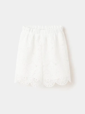 Szorty haftowane z ażurowym motywem złamana biel - Dzieci - lata - MANGO KIDS