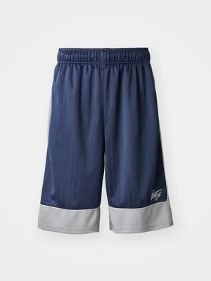 Szorty iets frans...