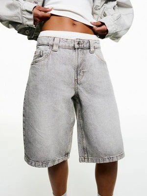 Szorty jeansowe Bershka
