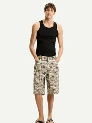 Szorty jeansowe Bershka