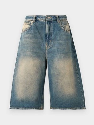 Szorty jeansowe MOSCHINO niebieski
