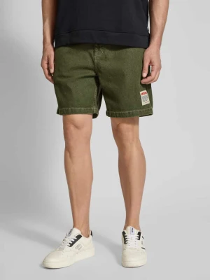 Szorty jeansowe o kroju baggy fit z naszywką z logo model ‘UZATOWN’ American vintage