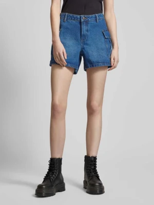 Szorty jeansowe z kieszeniami cargo model ‘SMILEY’ Noisy May Jeansowy niebieski