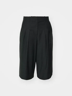 Szorty Lacoste