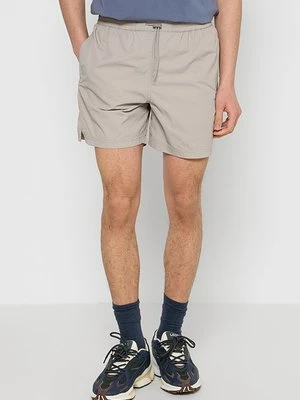 Szorty Lyle & Scott