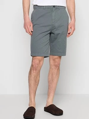 Szorty Lyle & Scott
