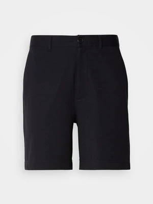 Szorty Mads Nørgaard