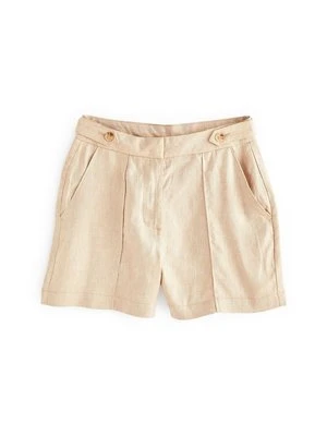 Szorty Next