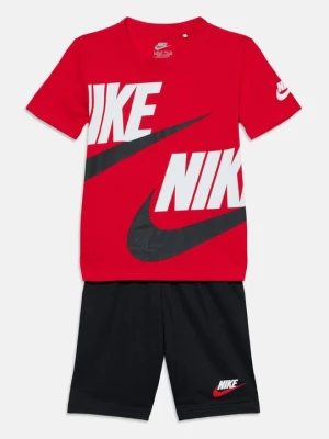 Szorty Nike