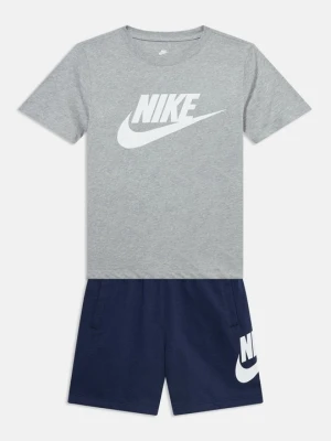 Szorty Nike granatowy