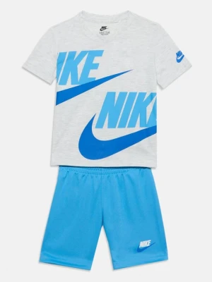 Szorty Nike niebieski