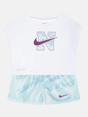 Szorty Nike Sportswear