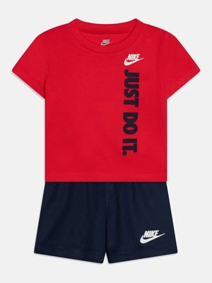 Szorty Nike Sportswear