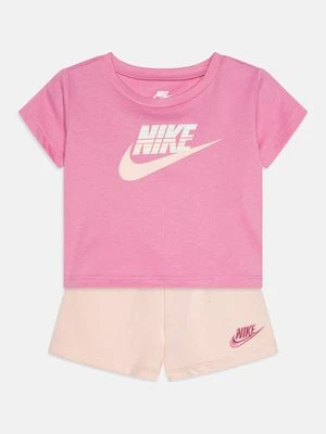 Szorty Nike Sportswear