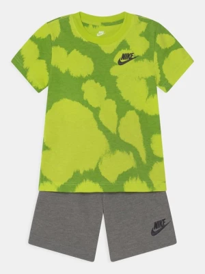 Szorty Nike szary