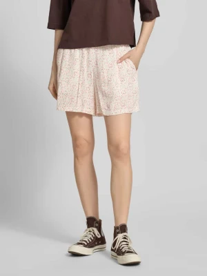 Szorty o kroju regular fit z czystej wiskozy model 'BARRI' Pieces