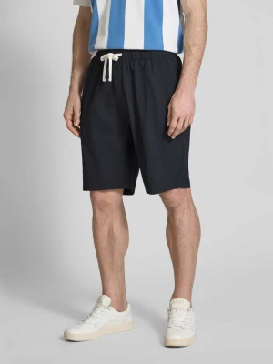 Szorty o kroju regular fit z fakturowanym wzorem MCNEAL