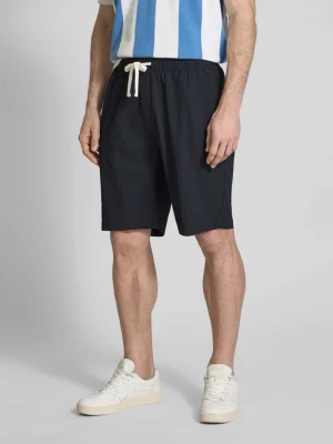 Szorty o kroju regular fit z fakturowanym wzorem MCNEAL