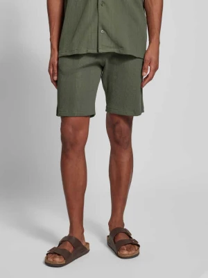 Zdjęcie produktu Szorty o kroju regular fit z fakturowanym wzorem MCNEAL Khaki