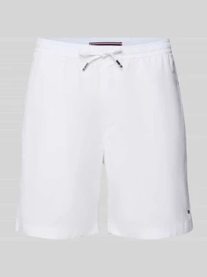 Szorty o kroju regular fit z mieszanki bawełny i elastanu Tommy Hilfiger