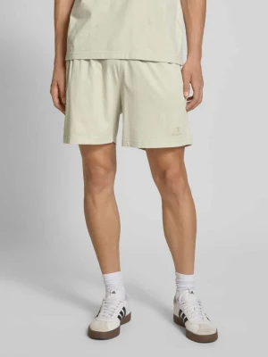 Szorty o kroju regular fit z wyhaftowanym logo Champion Beżowy