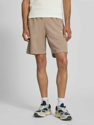 Szorty o kroju relaxed fit z fakturowanym wzorem model 'Lagos' Pegador
