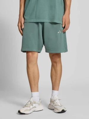 Szorty o kroju relaxed fit z wyhaftowanym logo model ‘Aurivy’ adidas Sportswear