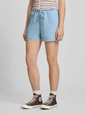 Szorty o kroju straight fit w optyce denimu REVIEW