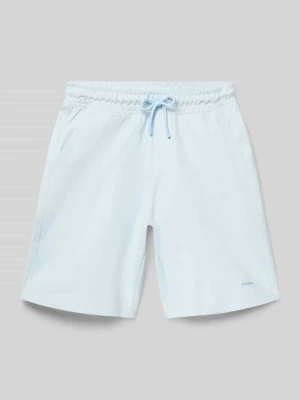 Szorty o kroju straight fit z detal z logo Garcia