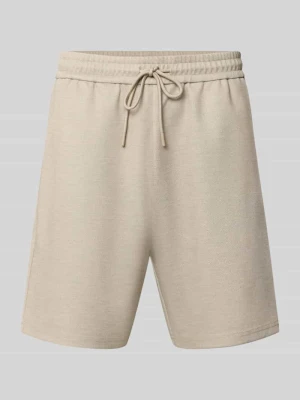 Szorty o kroju straight fit z dodatkiem wiskozy REVIEW