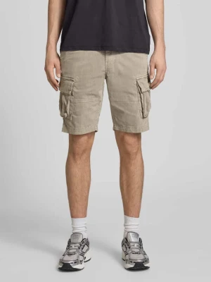 Szorty o kroju straight fit z kieszeniami cargo model 'Core' Superdry