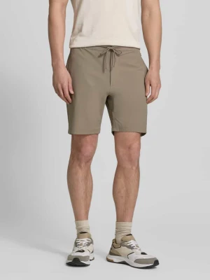 Szorty o kroju straight fit z wpuszczane kieszenie model 'Drift' SCANDINAVIAN EDITION Piaskowy