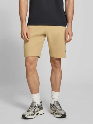 Szorty dresowe o kroju regular fit z wyhaftowanym logo model 'Fillip' Blend Beżowy