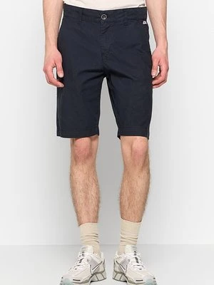 Szorty Petrol Industries