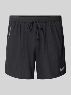 Szorty sportowe o kroju regular fit z detal z logo Nike Czarny