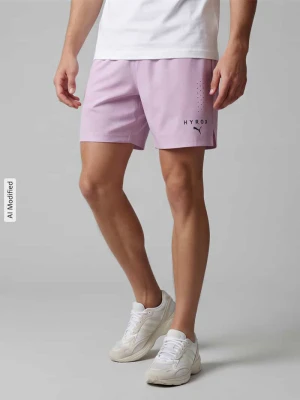 Szorty sportowe o kroju regular fit z nadrukiem z logo Puma Lawendowy