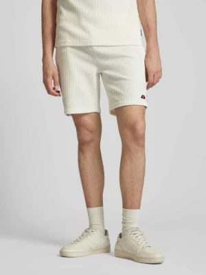 Szorty sztruksowe o kroju regular fit z naszywką z logo model ‘TOMATRO’ Ellesse