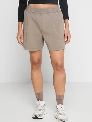 Szorty Under Armour taupe